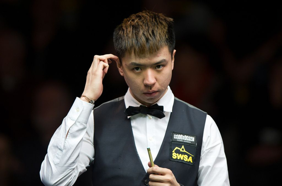 暂走红的球 暂走红的球